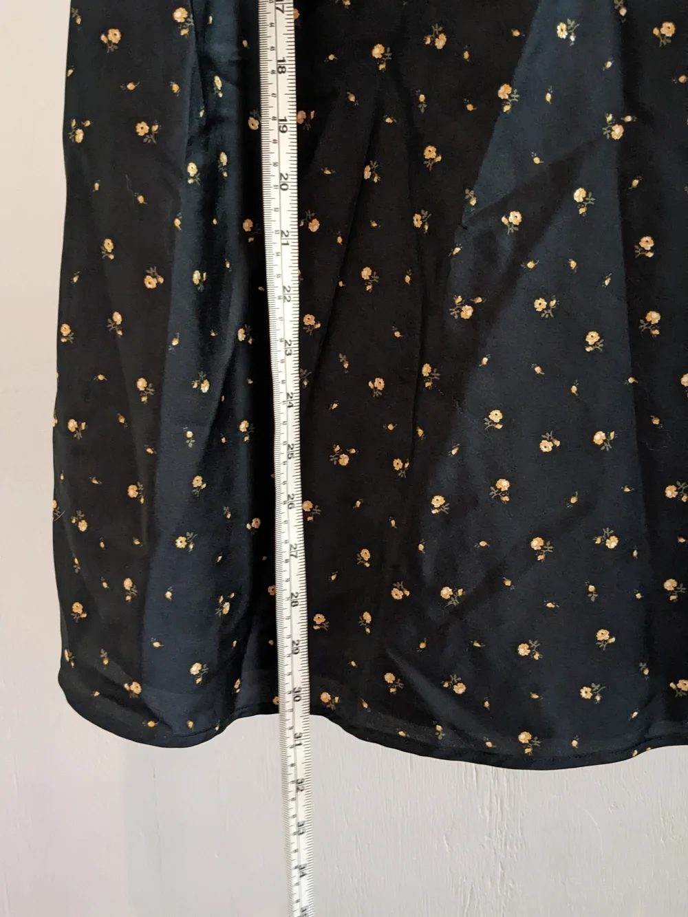 Abercrombie Black Floral Midi Skirt - Picture 3 of 5